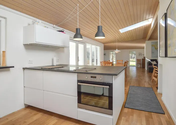 Five-bedroom In Σπίτι διακοπών *