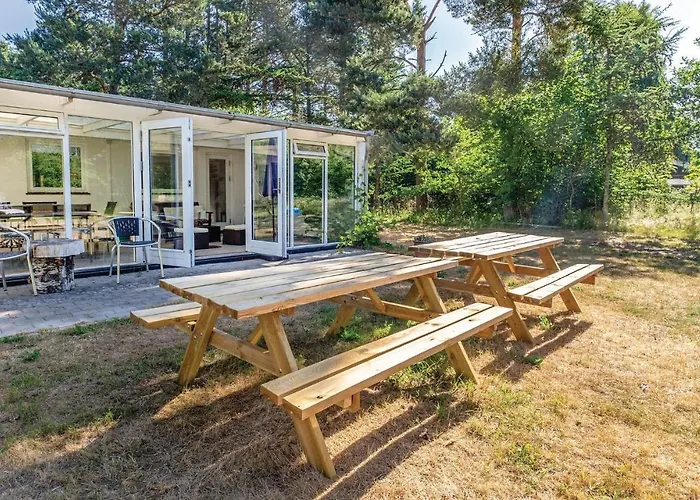 Five-bedroom In *